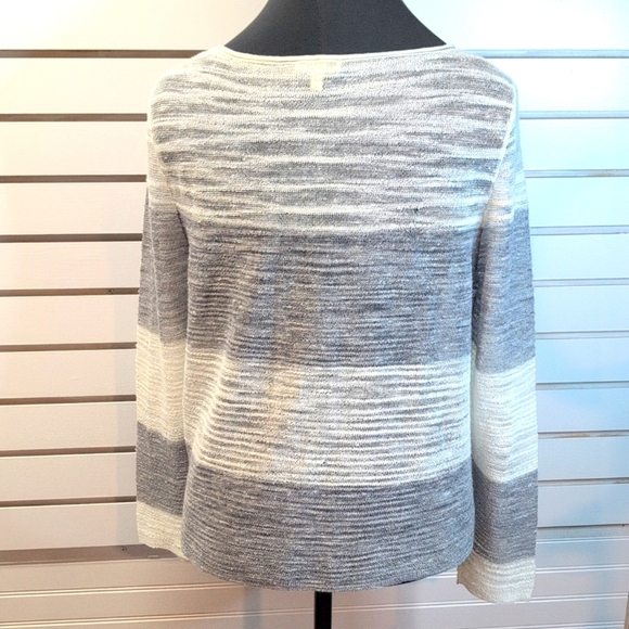 EILEEN FISHER Sheer Boucle Slub Pullover Ivory & Gray Top (Size M) - MSRP $228 - Picture 5 of 9